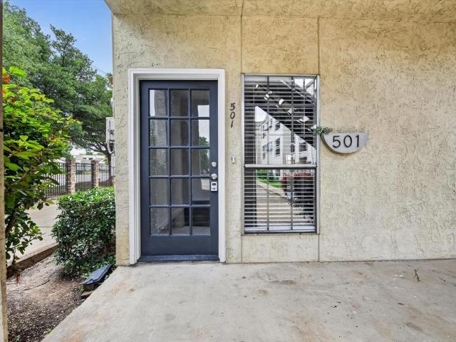 Condo for sale in Dallas, Texas