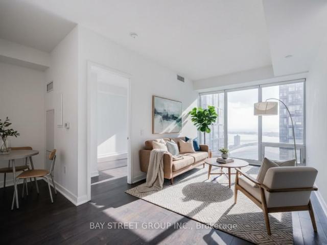 Condo for sale in Spadina—Fort York, Toronto