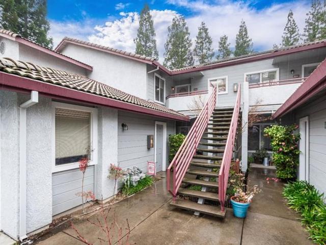 Condo for sale in Sacramento, California