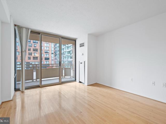 Condo for sale in Bethesda, Maryland
