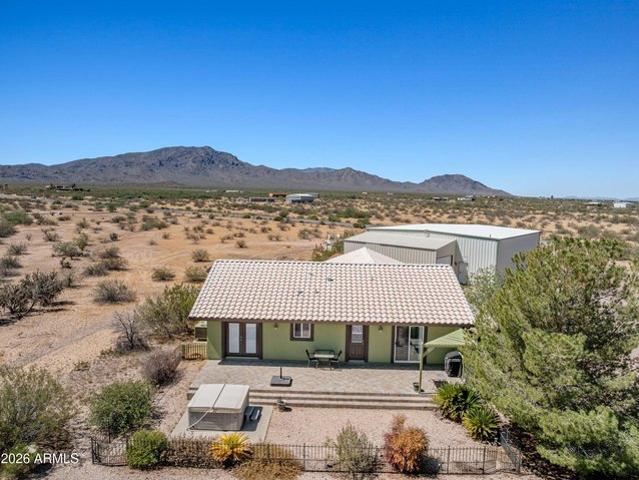 House for sale in Aguila, Arizona