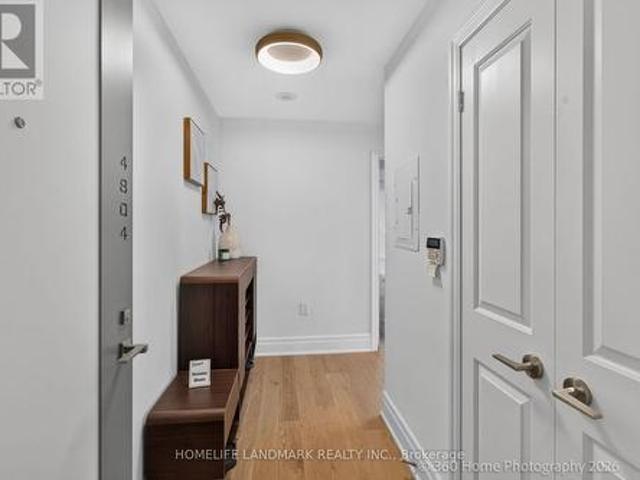 Condo for sale in Toronto Centre, Toronto