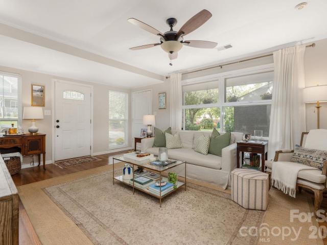 House for sale in York Road, Charlotte