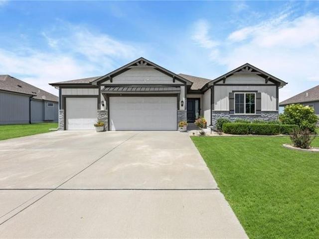 House for sale in Blue Springs, Missouri