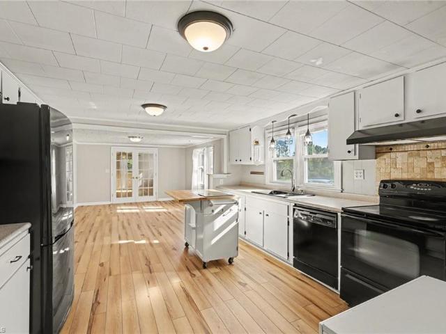 House for sale in Pleasant Garden, Guilford County