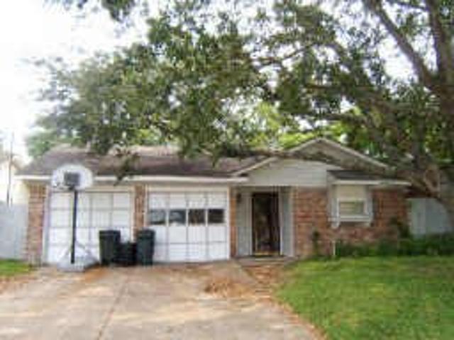 House for sale in Bacliff, Texas
