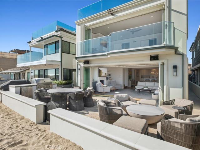 House for sale in Corona Del Mar, California
