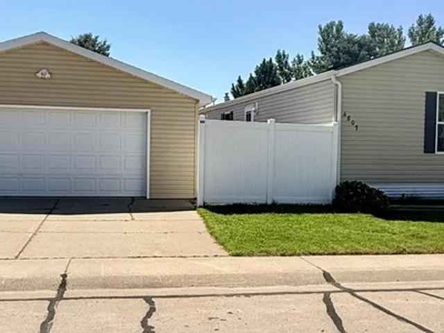 House for sale in Bismarck, North Dakota