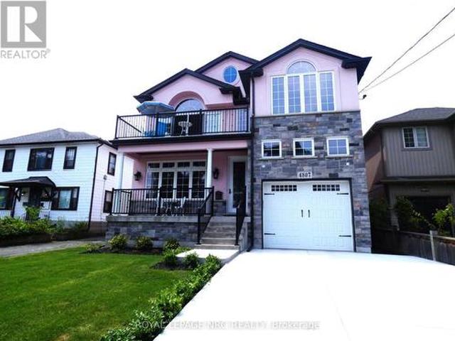 House for sale in Niagara, Ontario