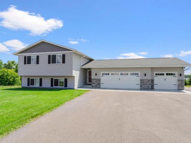 House for sale in Stanchfield, Minnesota
