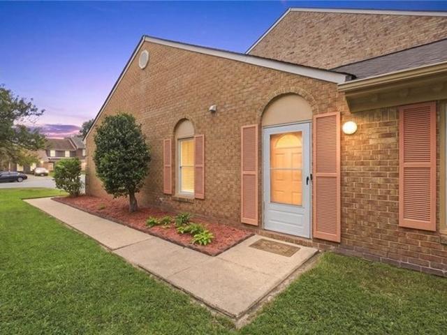 Townhouse for sale in Virginia