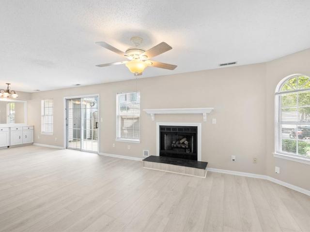 Condo for sale in Virginia