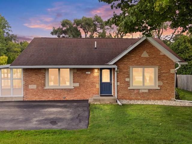 House for sale in Greenfield Park, Wisconsin
