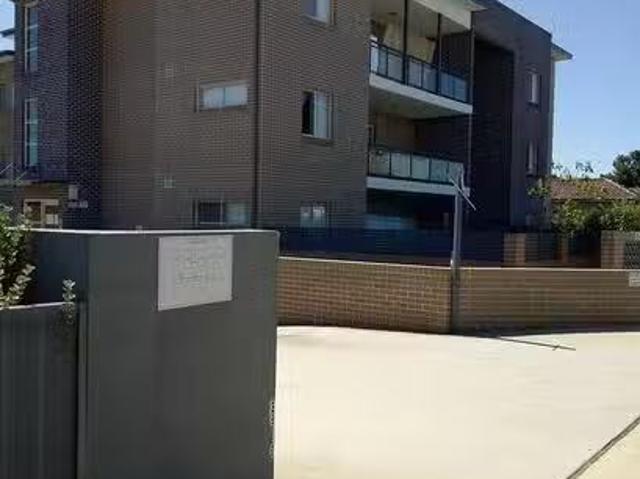 Apartment for rent in Guildford