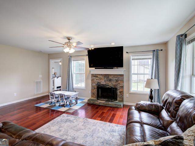 House for sale in Calhoun, Gordon County