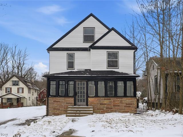 House for sale in Summit, Ohio