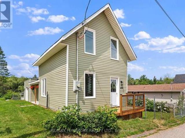 House for sale in Pembroke, Ontario