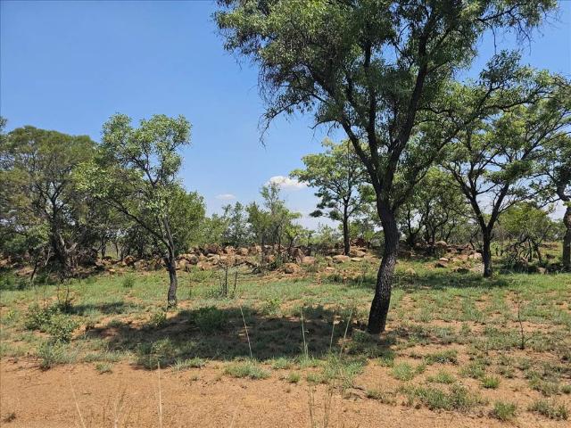 Farm for sale in Hartbeespoort Dam Nature Reserve, North West