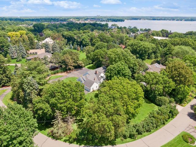 House for sale in Wayzata, Hennepin County