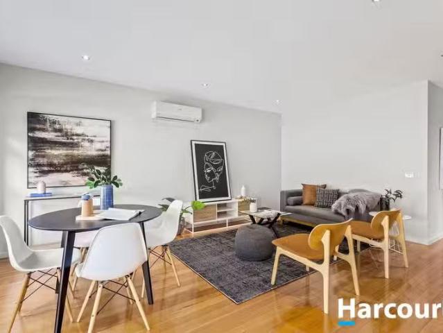 House for rent in Airport West, Victoria