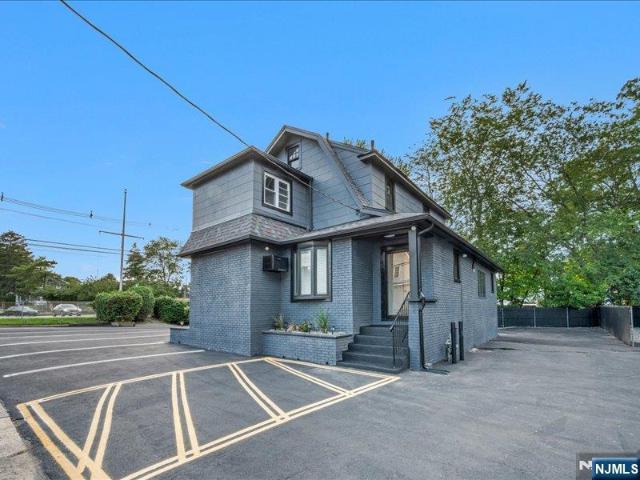 Commercial for sale in Hackensack, New Jersey