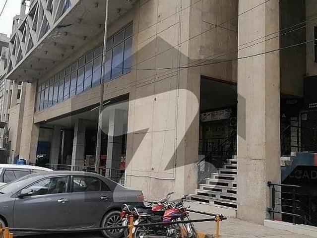 Office for rent in Faisalabad, Islamabad Capital Territory