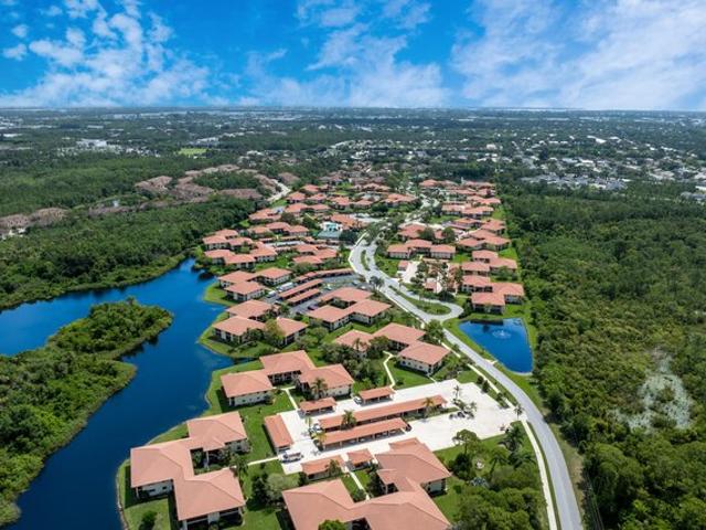 Condo for sale in Stuart, Florida