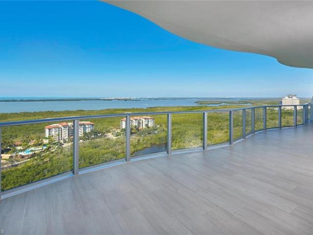 Condo for sale in Bonita Springs, Florida