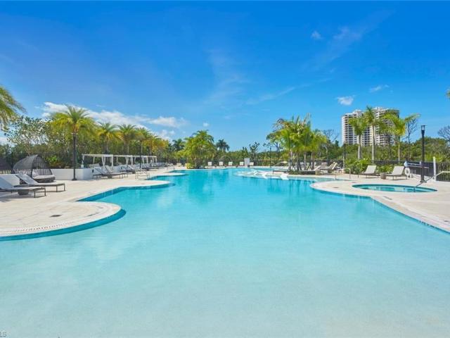 Condo for sale in Bonita Springs, Florida