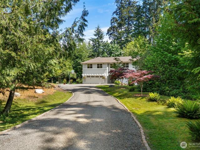 House for sale in Bainbridge Island, Washington
