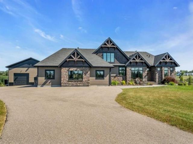 House for sale in Alberta