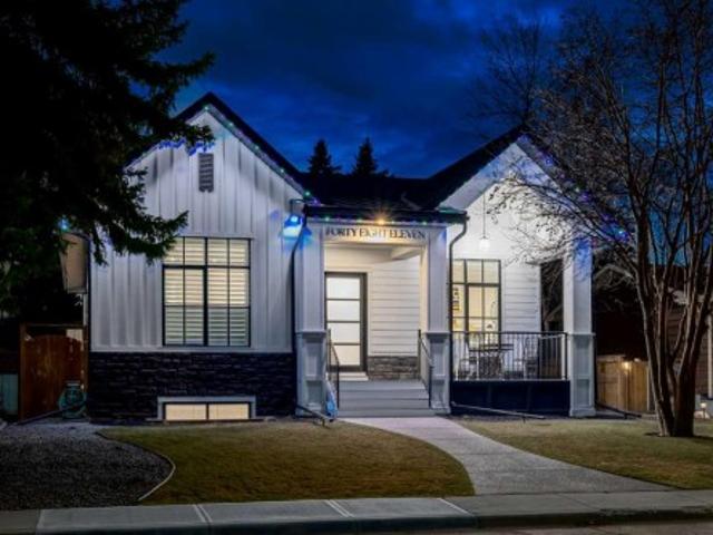 House for sale in Montgomery, Calgary