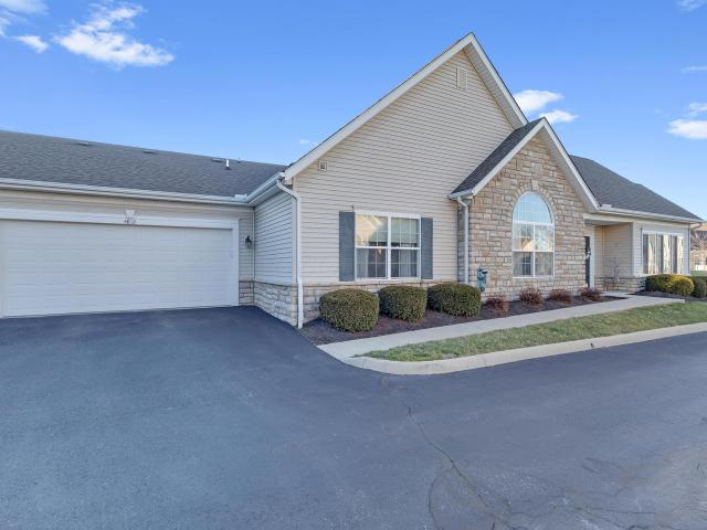 Condo for sale in Hilliard, Ohio