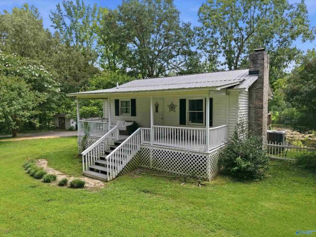 House for sale in Arab, Alabama