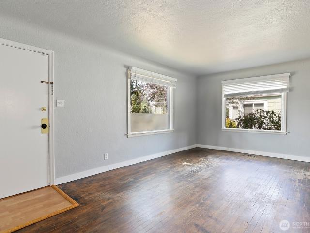 House for sale in South Tacoma, Tacoma