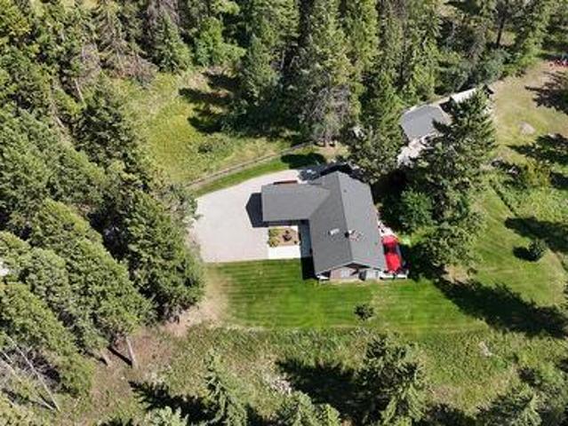 House for sale in Lake Windermere, British Columbia