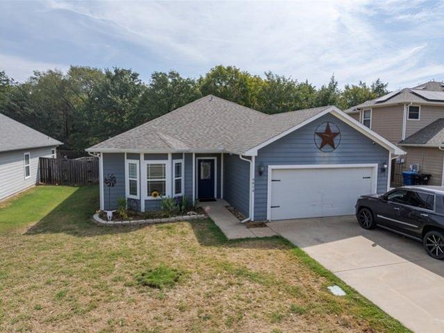 House for sale in Denison, Grayson County