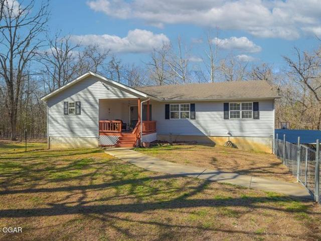 House for sale in Diamond, Missouri