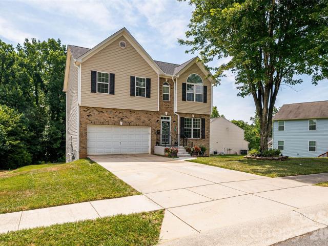 House for sale in Mecklenburg, North Carolina