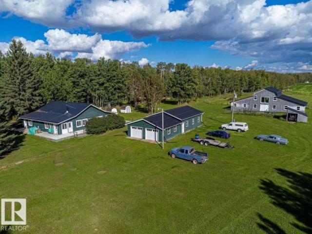 House for sale in Alberta