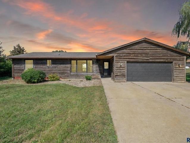 House for sale in Brandon, South Dakota