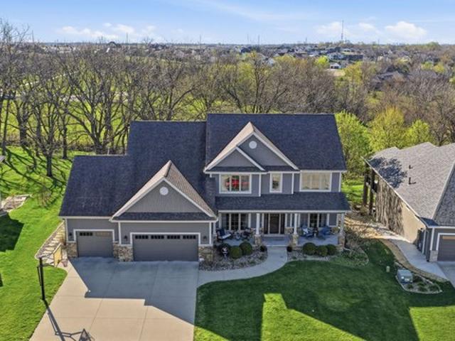 House for sale in Urbandale, Iowa
