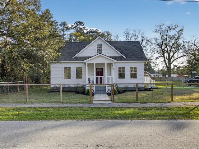 House for sale in Ridgeville, South Carolina