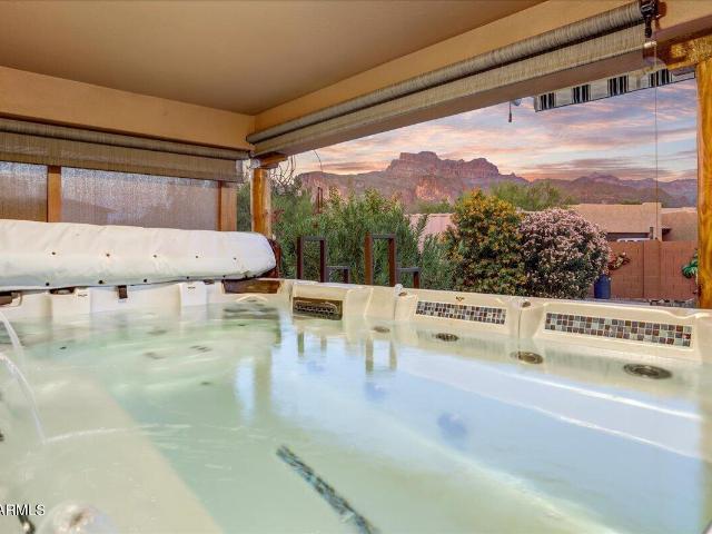 House for sale in Apache Junction, Pinal County