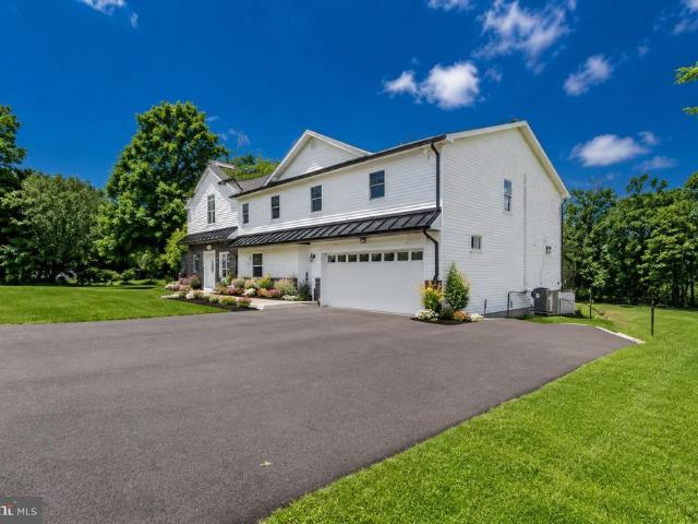 House for sale in Cumberland, Pennsylvania