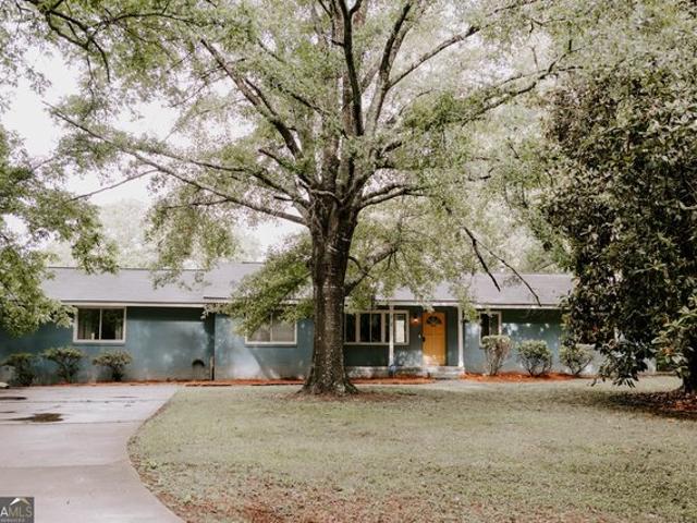 House for sale in Milner, Georgia