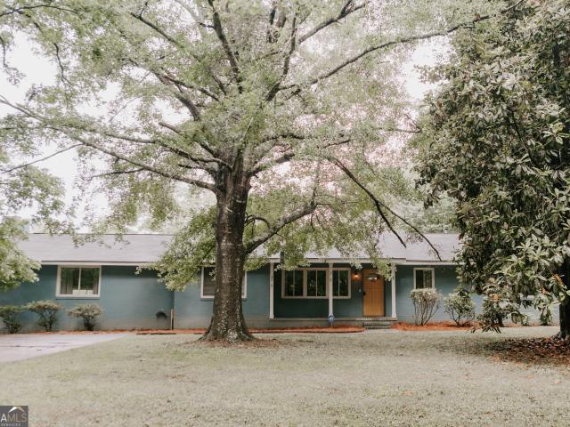 House for sale in Milner, Georgia