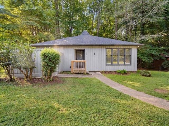 Townhouse for sale in Davidson, North Carolina