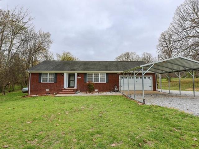 House for sale in Mayfield, Kentucky