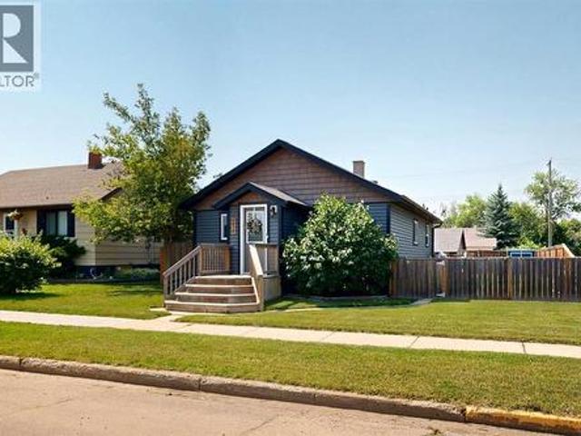 House for sale in Stettler, Alberta